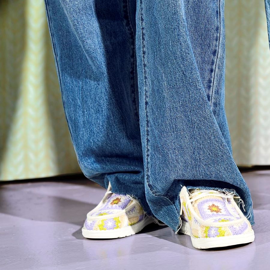 wendy cottage crochet egret/lavender/multi